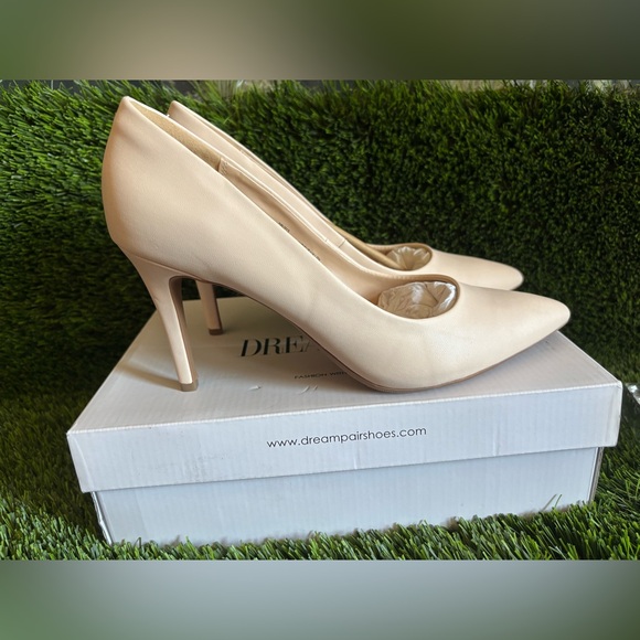 ❤️DREAMS PARIS Elegant zapatillas nude size #9.5 ❤️ - Picture 5 of 15